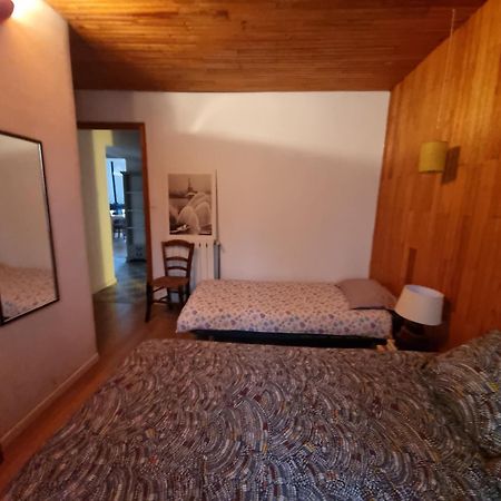Gite Rue Tranquille Padern 외부 사진